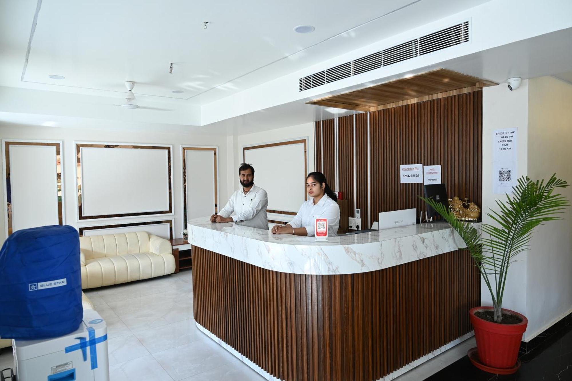 The Janki Hotel Ayodhya Экстерьер фото